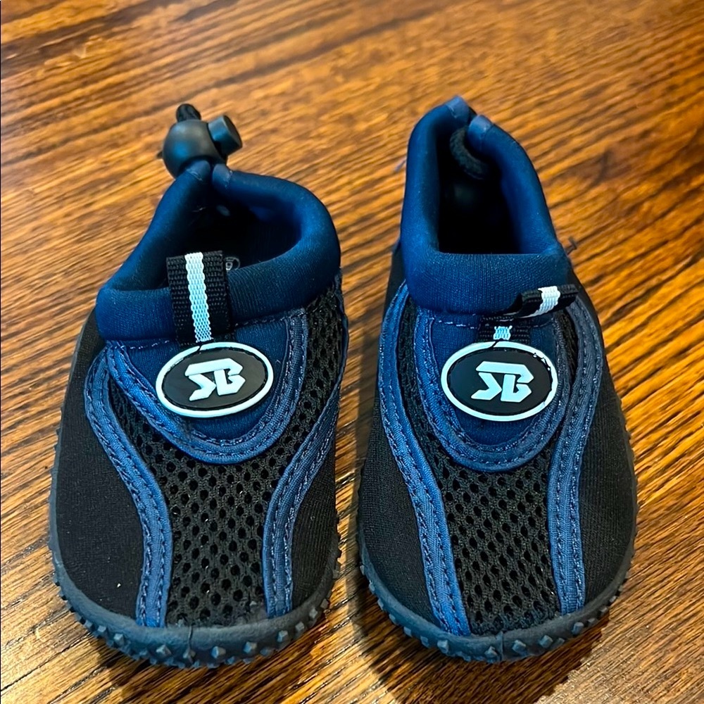 Black and Blue Slip-On Water Shoes with Mesh Upper